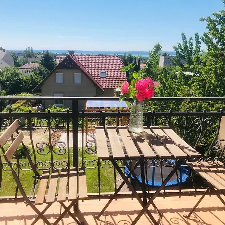 Chezemi Private Two Floors - Lakeview-big Garden