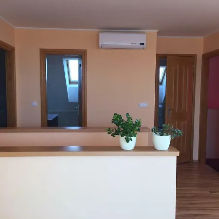 Chezemi Private Two Floors - Lakeview-big Garden Guest house